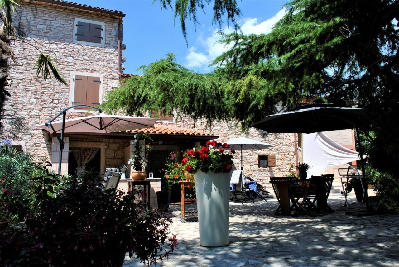 Apartment Pino Bale
