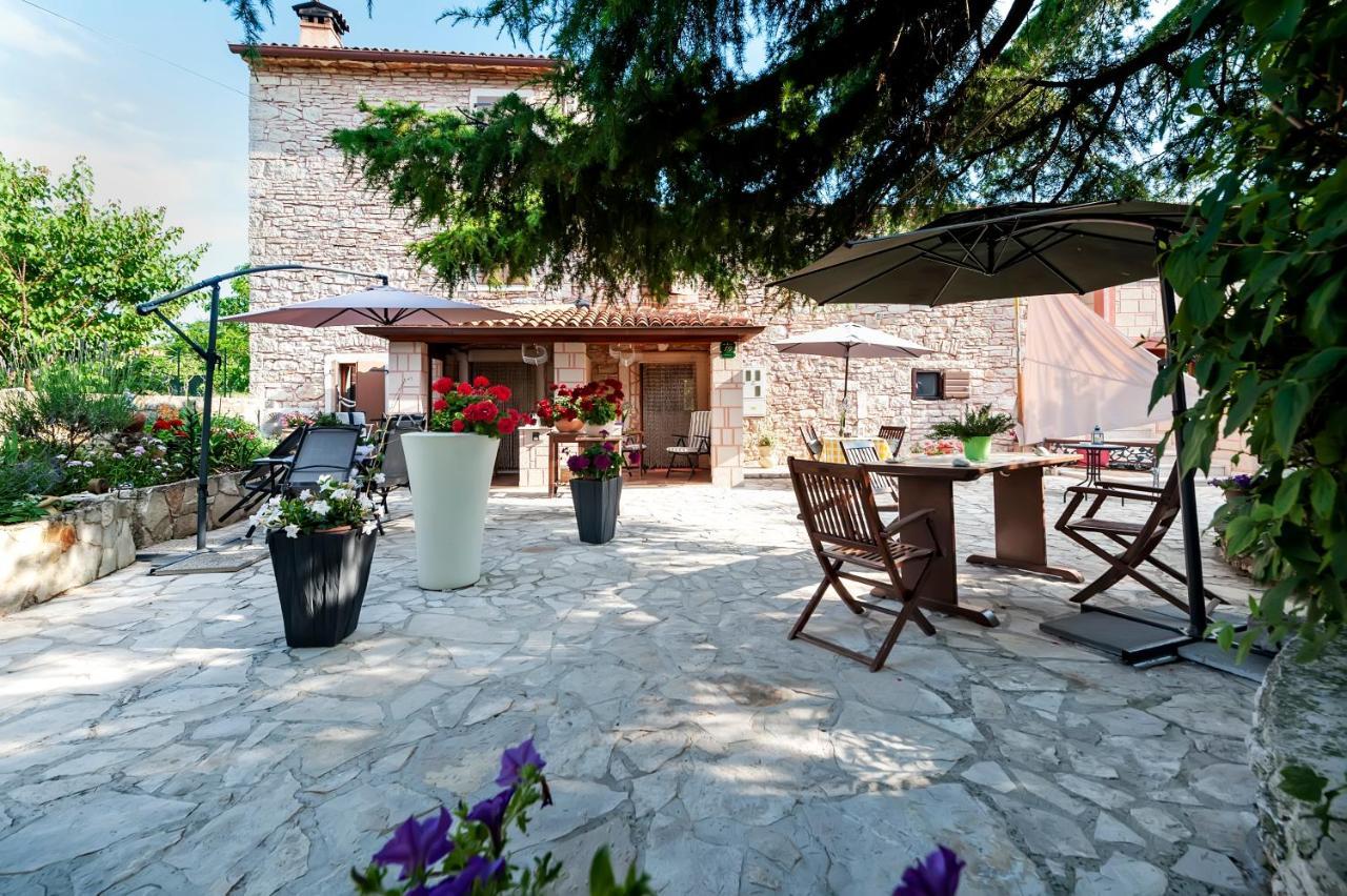 Pino Apartment Bale