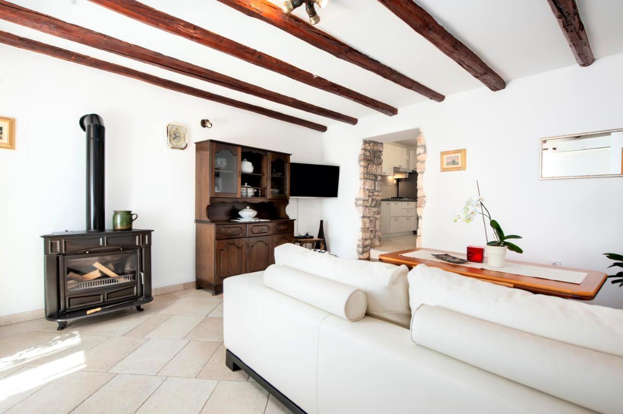 Apartment Pino *