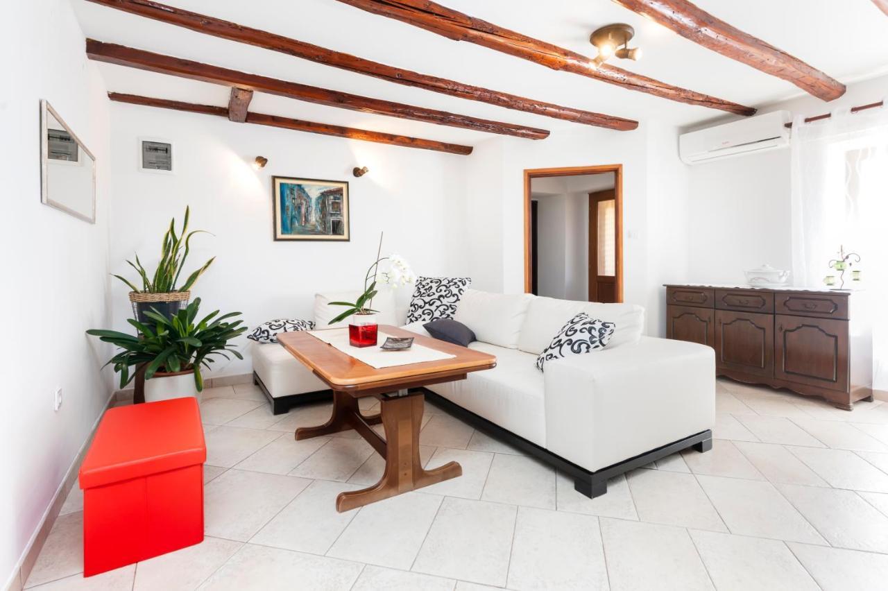 Pino Apartment